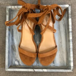 BROWN MERONA lace up stacked heel